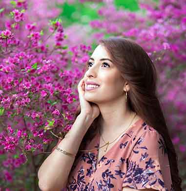 Spring portrait at Duke Garden with red flower blossom